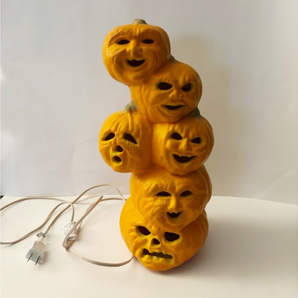 Vintage Gemmy Stacked Pumpkins Foam Blow Mold Working